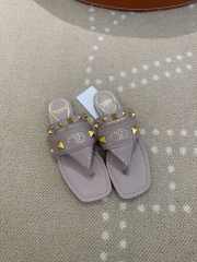 Uubags Valentino Garavani Plaster Caster Thong Sandal in in Goatskin Rose Pink - 1