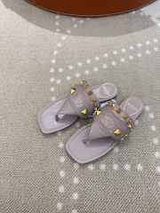 Uubags Valentino Garavani Plaster Caster Thong Sandal in in Goatskin Rose Pink - 3