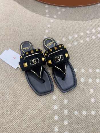 Uubags Valentino Garavani Plaster Caster Thong Sandal in Suede Black