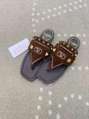 Uubags Valentino Garavani Plaster Caster Thong Sandal in Suede Dark Brown - 3