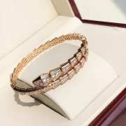 Uubags Bvlgari Serpenti Viper 18 kt yellow gold bracelet set with full pave diamonds - 3