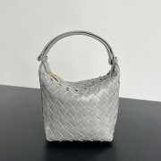 Uubags Bottega Veneta Mini Wallace Bag In Grey 17x13.5x5cm - 1
