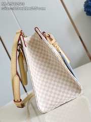 Uubags Louis Vuitton M15138 OnTheGo PM Bag Beige Calfskin 25x19x11.5cm - 4