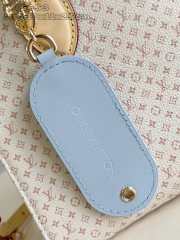 Uubags Louis Vuitton M15138 OnTheGo PM Bag Beige Calfskin 25x19x11.5cm - 2