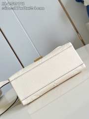 Uubags Louis Vuitton M45977 Madeleine BB Bag In White 24x17x8.5cm - 4