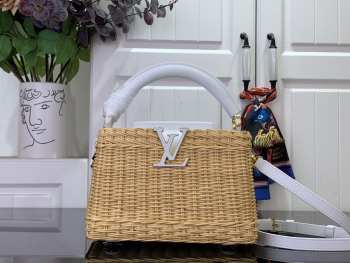 Uubags Louis Vuitton M14365 Capucines Mini Rattan And Cowhide Bag In White 14x21x8cm