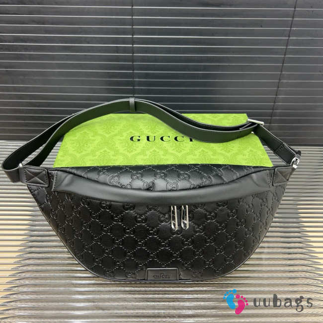 Uubags Gucci GG Embossed Belt Bag in Black 28x17cm - 1