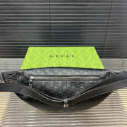 Uubags Gucci GG Embossed Belt Bag in Black 28x17cm - 4