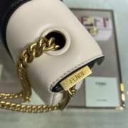 Fendi Fendi Mini Baguette Chain In White And Black Nappa Leather Bag 19x11.5x4cm - 3