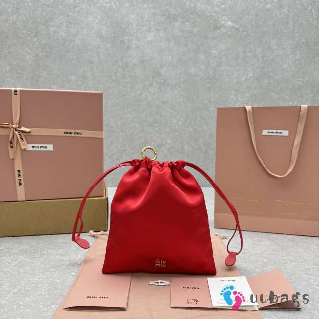Uubags Miu Miu Red Satin Pouch 18x20cm - 1