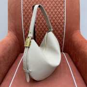 Uubags Louis Vuitton M14635 Low Key Cookie MM Bag White 32x26x5cm - 4