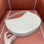 Uubags Louis Vuitton M14635 Low Key Cookie MM Bag White 32x26x5cm - 2