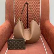 Uubags Louis Vuitton M14642 Low Key Cookie MM Bag Cognac Brown 32x26x5cm - 1