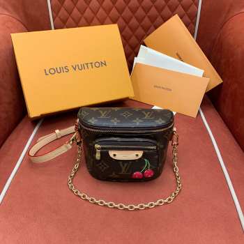 Uubags Louis Vuitton M13449 LV x TM Mini Bumbag Bag 17x12x9.5cm