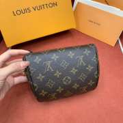 Uubags Louis Vuitton M13449 LV x TM Mini Bumbag Bag 17x12x9.5cm - 3