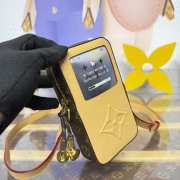 Uubags Louis Vuitton M14063 Music Player Wearable Wallet 10.5x18.5x4.5cm - 6