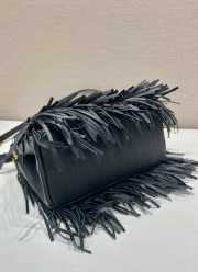 Uubags Prada Galleria small leather bag with fringe in black 24.5x18.5x11cm - 4