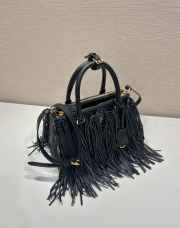 Uubags Prada Galleria small leather bag with fringe in black 24.5x18.5x11cm - 2