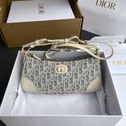 Uubags Dior 30 Montaigne Wanderlust Mini Bag Blue Dior Oblique Chambray 26x12x7cm - 1