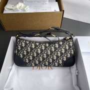 Uubags Dior 30 Montaigne Wanderlust Mini Bag Blue Dior Oblique Jacquard 26x12x7cm - 6