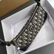Uubags Dior 30 Montaigne Wanderlust Mini Bag Blue Dior Oblique Jacquard 26x12x7cm - 2