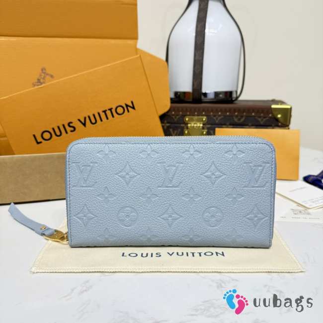 Uubags Louis Vuitton M82212 Zippy Wallet Blue Washed 19.5x10.5x2.5cm - 1