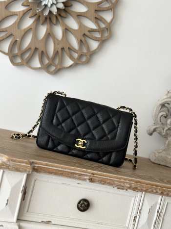 Uubags Chanel Vintage Diana 1995 Medium Black Caviar Flap Bag 25x16x8cm