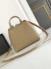 Uubags Givenchy Mini Antigona Cube bag in beige leather 13x19x22cm - 2