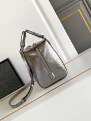 Uubags Givenchy Mini Antigona Cube bag in silver laminated lambskin 13x19x22cm - 6