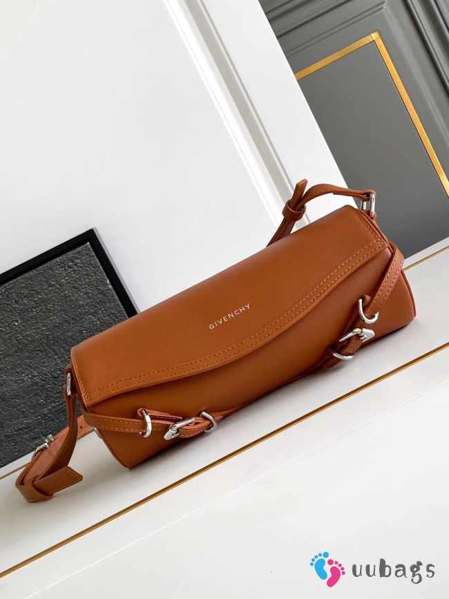 Uubags Givenchy Voyou Roller bag in brown grained leather 25x10x13cm - 1
