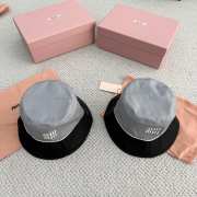 Uubags Miu Miu Two-Toned Bucket Hat in Grey - 5