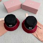 Uubags Miu Miu Two-Toned Bucket Hat in Black/ Red - 3