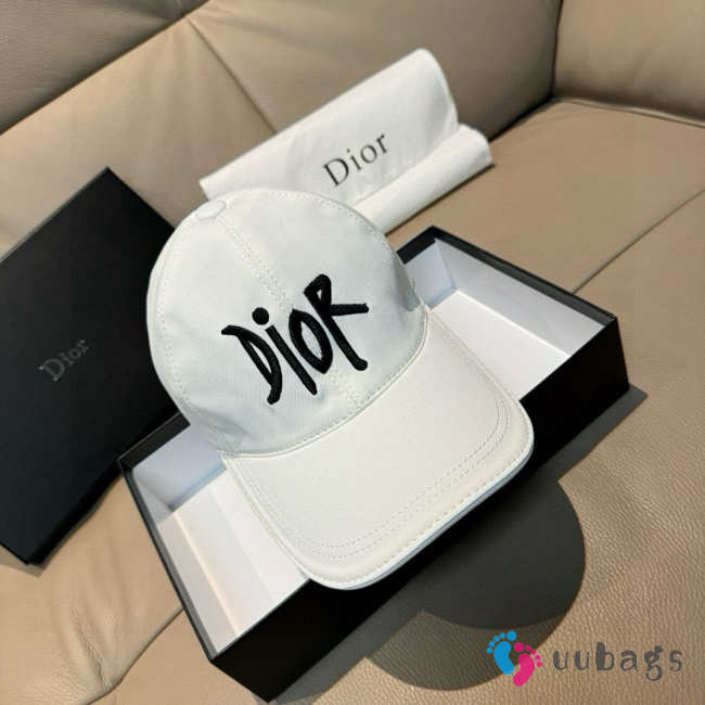 Uubags Dior cap in white - 1