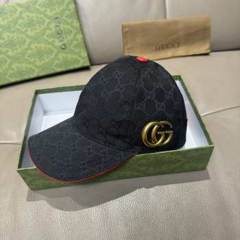 Uubags Gucci cap in black 