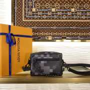 Uubags Louis Vuitton M14922 Mini Soft Trunk Box Bag Black 18.5x13x8cm - 1