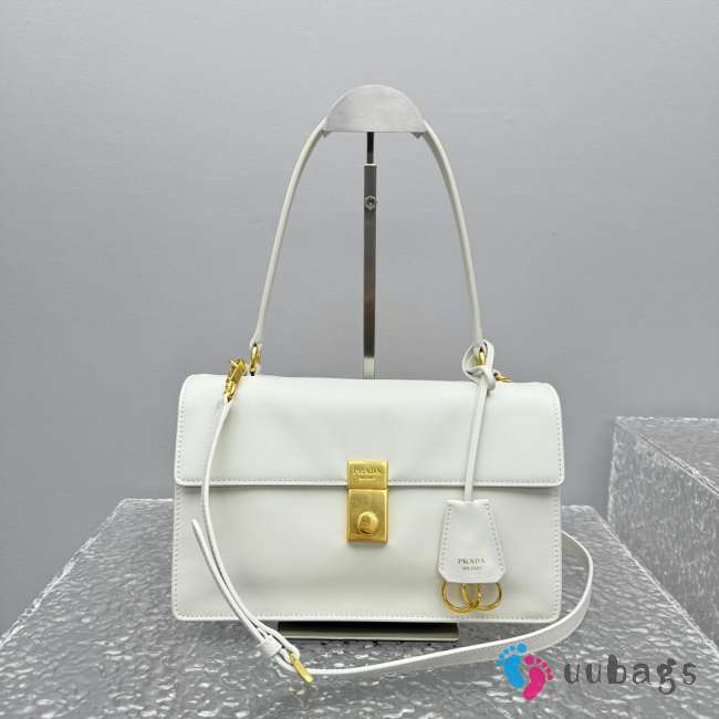 Uubags Prada Soft Sound medium leather bag in white 28x16x10cm - 1
