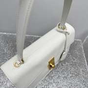 Uubags Prada Soft Sound medium leather bag in white 28x16x10cm - 2