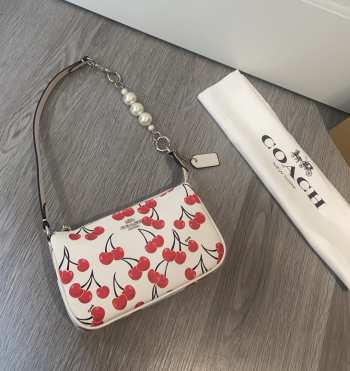 Uubags Coach Nolita 19 With Cherry Print Bag in Red 19x12x5cm