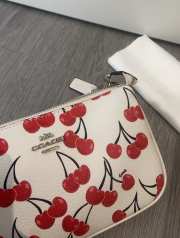 Uubags Coach Nolita 19 With Cherry Print Bag in Red 19x12x5cm - 2