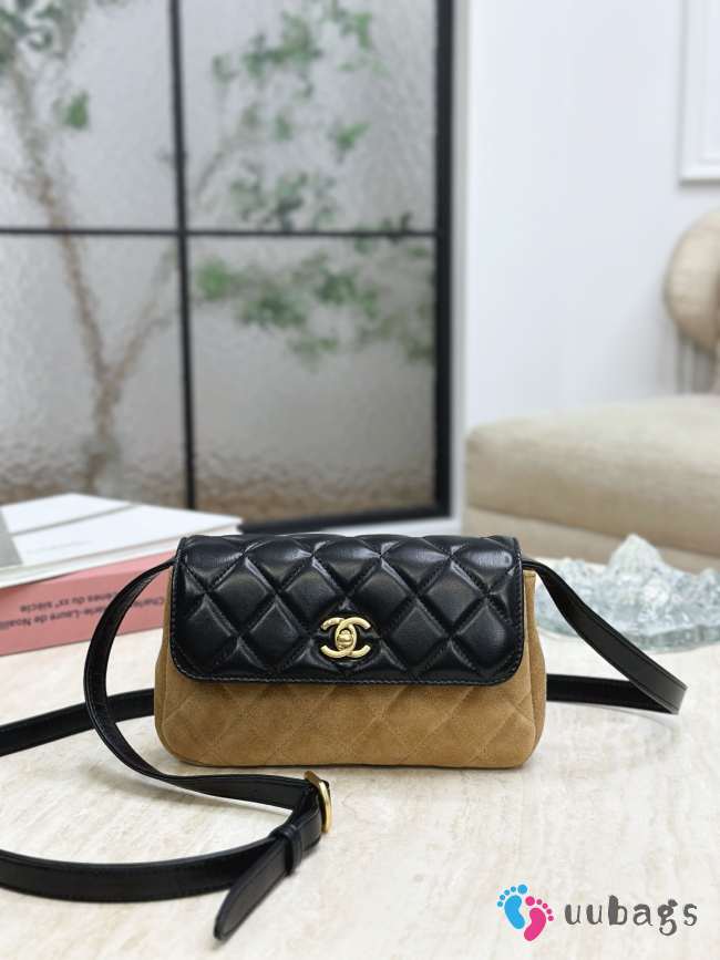 Uubags Chanel suede flap bag black sheepskin and beige suede 11.5x19.5x5cm - 1
