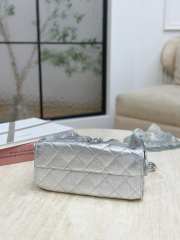 Uubags Chanel 25 Small Handbag Metallic Grained Calfskin & Gold Metal Silvery 30x26x14cm - 5