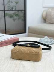 Uubags Chanel small suede flap bag black sheepskin and beige suede 18.5x15x5cm - 6