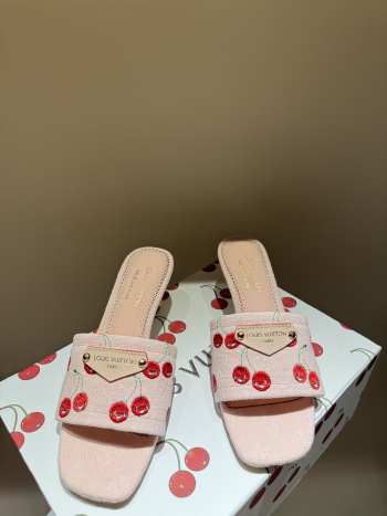 Uubags Louis Vuitton LV x TM Lily Mule 01