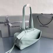 Uubags Balenciaga Carrie small Bowling bag in mineral green calfskin with aged silver hardware - 6
