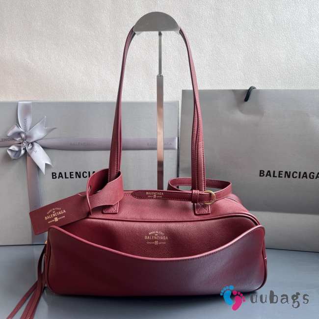 Uubags Balenciaga Carrie small Bowling bag in red calfskin with aged silver hardware  - 1