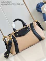 Uubags Louis Vuitton M25566 Biker Nano Bag Beige/ Black 23x10x10cm - 3