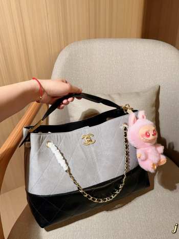 Uubags Chanel Shopping Bag Suede, Sheepskin & Gold Grey & Black 34x25x12cm