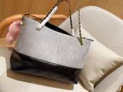 Uubags Chanel Shopping Bag Suede, Sheepskin & Gold Grey & Black 34x25x12cm - 2
