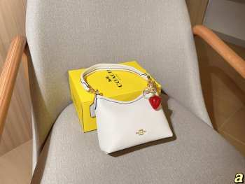 Uubags Coach Laurel Small Shoulder Bag In White 19x15x8cm