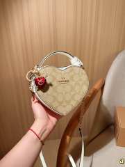 Uubags Coach Heart Crossbody Bag In Signature Canvas 2 18x15cm - 6